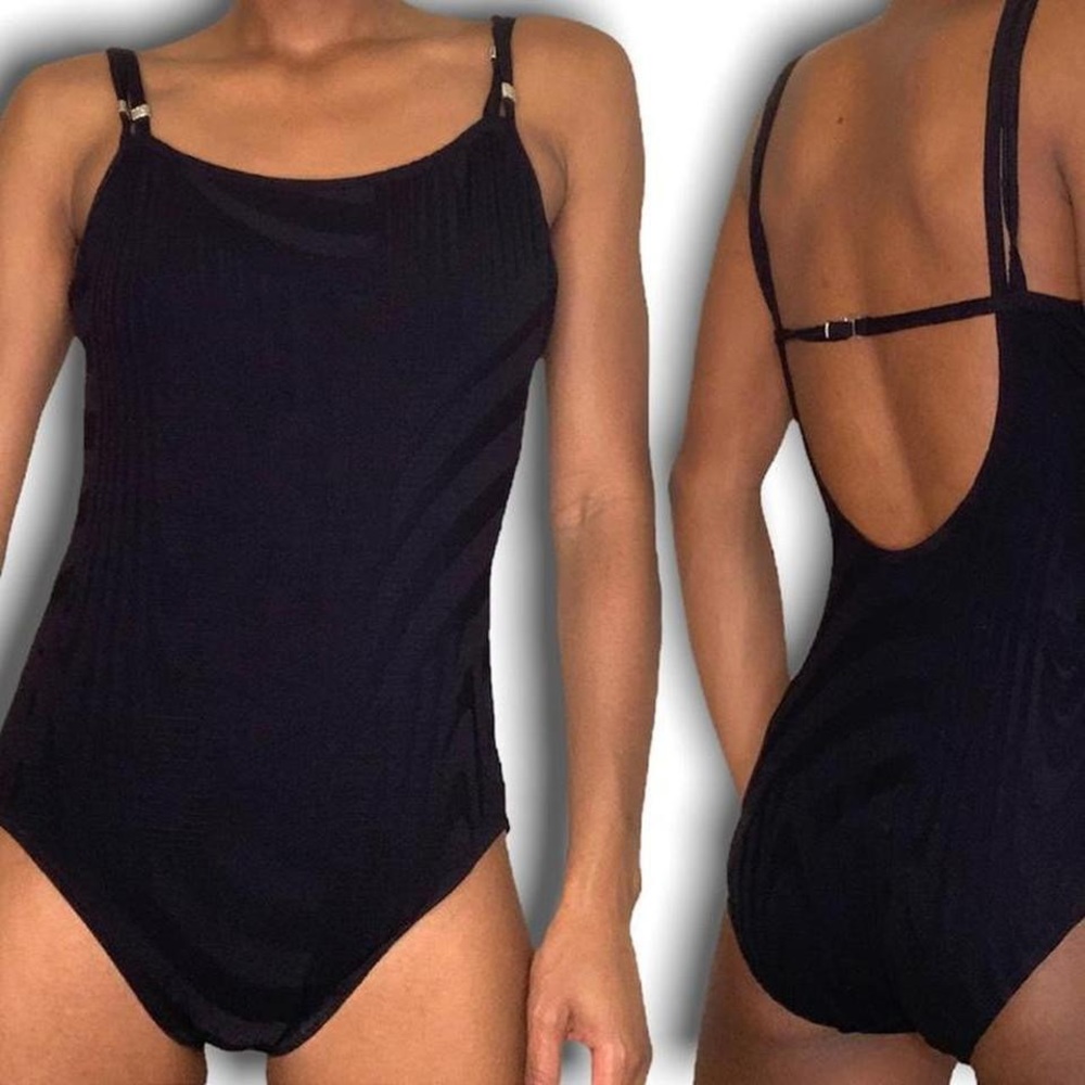 Texture Gottex classic black one piece swimsuit